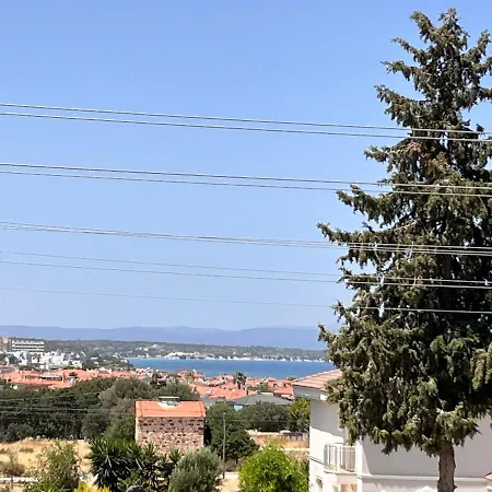 In A Modern With A Private Pool In Çeşme