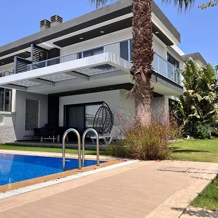 In A Modern With A Private Pool In Cesme