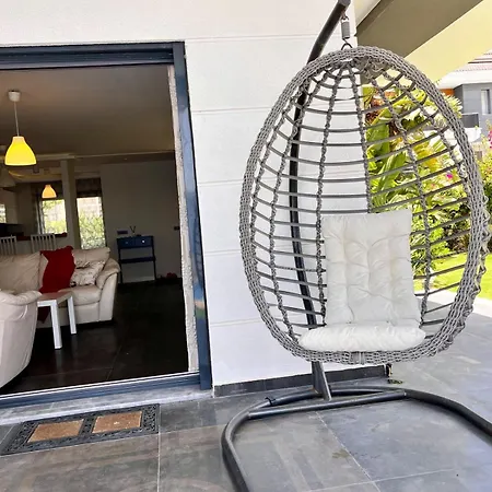 Villa In A Modern With A Private Pool In Cesme