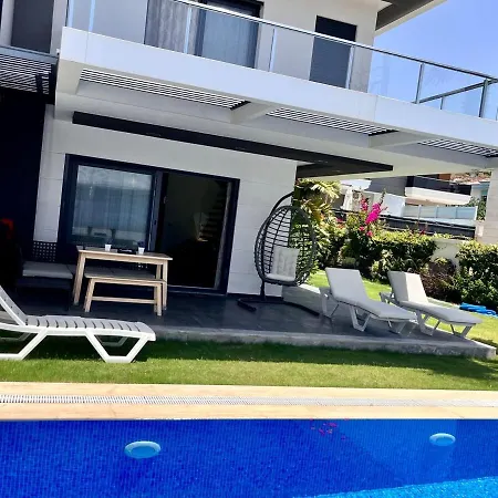 In A Modern With A Private Pool In Cesme