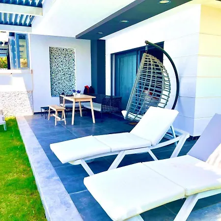 Villa In A Modern With A Private Pool In *