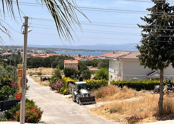 In A Modern With A Private Pool In فيلة Çeşme