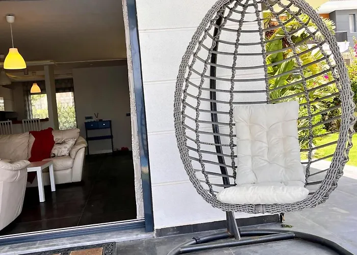 Villa In A Modern With A Private Pool In Çeşme